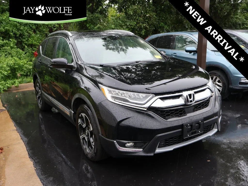 Black 2018 Honda CR-V Touring for sale in Kansas City, MO