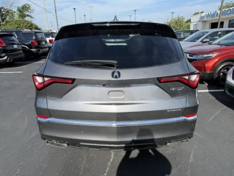 More photos of 2022 Acura MDX w/Technology Package at Jay Wolfe Honda, MO