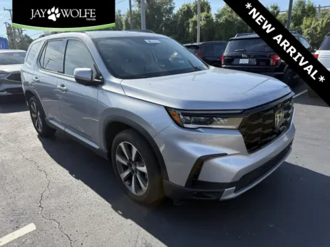 Silver 2023 Honda Pilot Elite for sale in Kansas City, MO