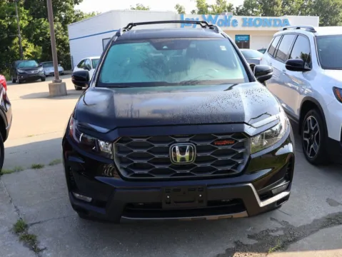 Photos of 2025 Honda Passport TrailSport for sale in Kansas City, MO at Jay Wolfe Honda