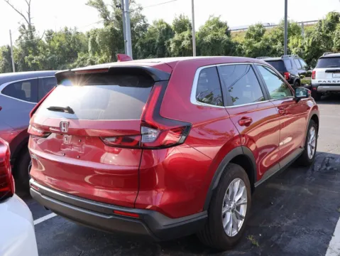More photos of 2025 Honda CR-V EX-L at Jay Wolfe Honda, MO