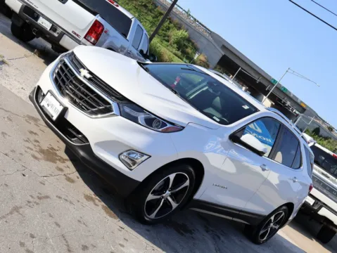 Another view of 2021 Chevrolet Equinox LT for sale in Kansas City, MO at Jay Wolfe Honda
