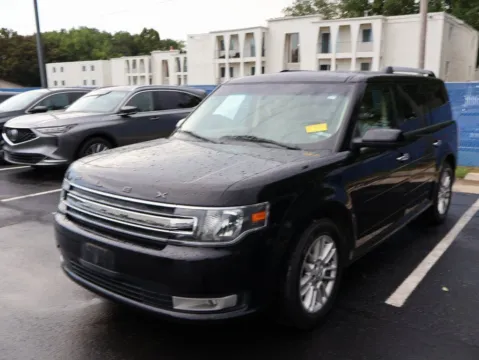 Another view of 2017 Ford Flex SEL for sale in Kansas City, MO at Jay Wolfe Honda