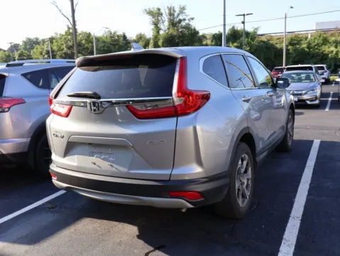 More photos of 2019 Honda CR-V EX-L at Jay Wolfe Honda, MO