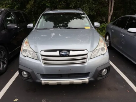 Photos of 2014 Subaru Outback 2.5i Limited for sale in Kansas City, MO at Jay Wolfe Honda