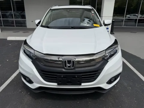 Photos of 2022 Honda HR-V EX for sale in Kansas City, MO at Jay Wolfe Honda