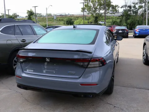 More photos of 2023 Honda Accord Hybrid Touring at Jay Wolfe Honda, MO