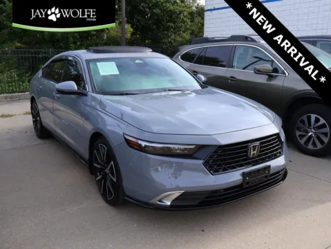Gray 2023 Honda Accord Hybrid Touring for sale in Kansas City, MO