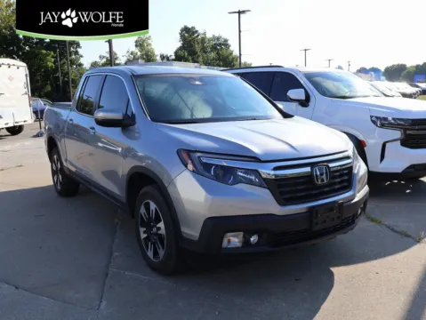 Silver 2020 Honda Ridgeline RTL for sale in Kansas City, MO