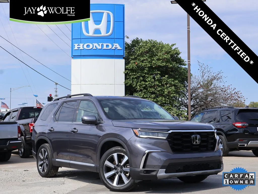 Gray 2023 Honda Pilot Elite for sale in Kansas City, MO