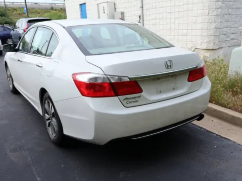 More photos of 2014 Honda Accord Sedan LX at Jay Wolfe Honda, MO
