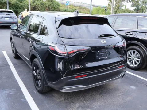 More photos of 2023 Honda HR-V Sport at Jay Wolfe Honda, MO