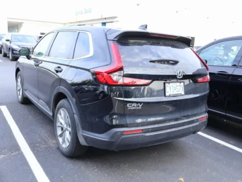 More photos of 2023 Honda CR-V EX-L at Jay Wolfe Honda, MO