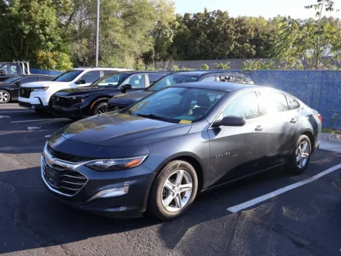 More photos of 2021 Chevrolet Malibu LS at Jay Wolfe Honda, MO