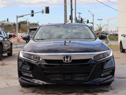 Photos of 2019 Honda Accord Sedan Touring 2.0T for sale in Kansas City, MO at Jay Wolfe Honda