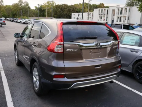 More photos of 2016 Honda CR-V EX at Jay Wolfe Honda, MO