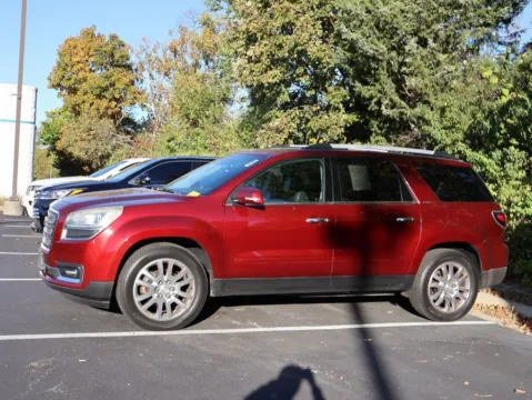 More photos of 2015 GMC Acadia SLT at Jay Wolfe Honda, MO