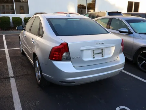 More photos of 2008 Volvo S40 2.4i at Jay Wolfe Honda, MO