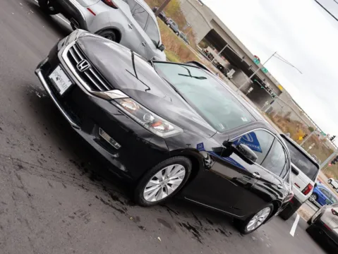 Another view of 2013 Honda Accord Sdn EX-L for sale in Kansas City, MO at Jay Wolfe Honda