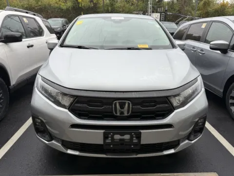Photos of 2025 Honda Odyssey EX-L for sale in Kansas City, MO at Jay Wolfe Honda