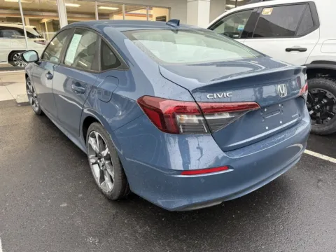 More photos of 2025 Honda Civic Sedan Hybrid Sport Touring at Jay Wolfe Honda, MO