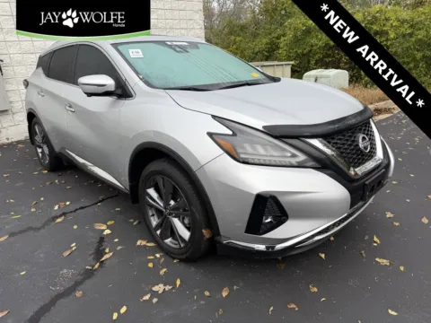 Silver 2023 Nissan Murano Platinum for sale in Kansas City, MO