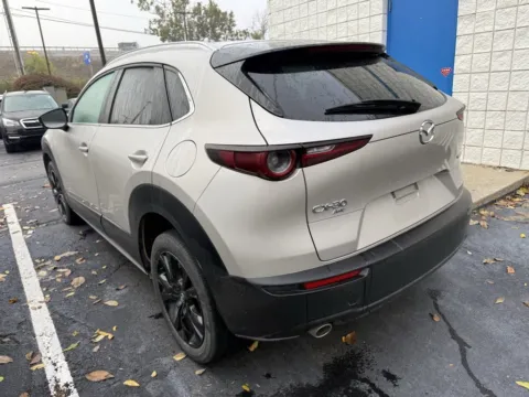 More photos of 2024 Mazda CX-30 2.5 S Select Sport at Jay Wolfe Honda, MO