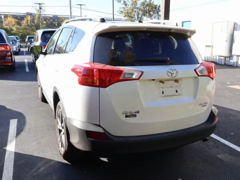 More photos of 2015 Toyota RAV4 Limited at Jay Wolfe Honda, MO