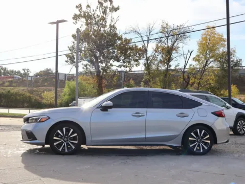 More photos of 2024 Honda Civic Hatchback EX-L at Jay Wolfe Honda, MO