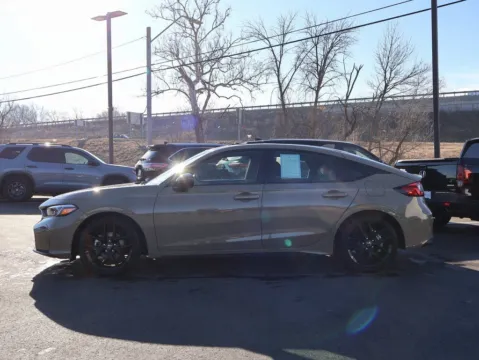More photos of 2025 Honda Civic Hatchback Hybrid Sport at Jay Wolfe Honda, MO
