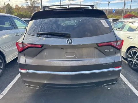 More photos of 2024 Acura MDX w/Technology Package at Jay Wolfe Honda, MO