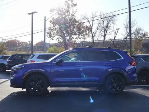 More photos of 2023 Honda CR-V Hybrid Sport Touring at Jay Wolfe Honda, MO