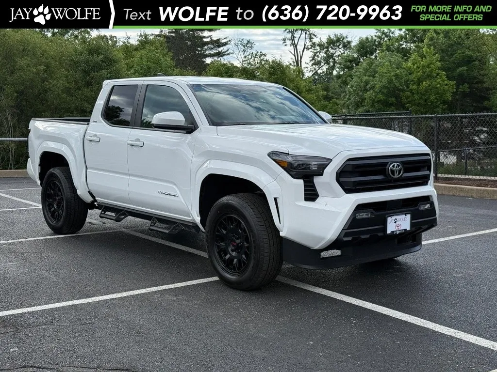 Used 2024 Toyota Tacoma SR5 with VIN 3TMLB5JN9RM070010 for sale in Kansas City
