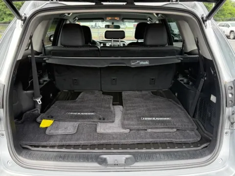 More photos of 2015 Toyota Highlander LE Plus V6 at Jay Wolfe Toyota of West County, MO