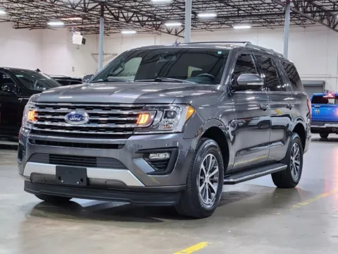 Gray 2018 Ford Expedition XLT for sale in Ballwin, MO