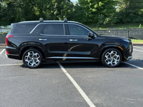 Photos of 2021 Hyundai Palisade Calligraphy for sale in Ballwin, MO at Jay Wolfe Toyota of West County