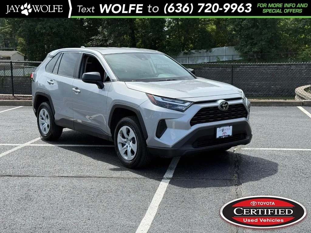 2024 Toyota RAV4 LE