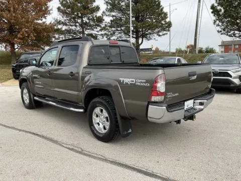 More photos of 2015 Toyota Tacoma at Jay Wolfe Toyota, MO