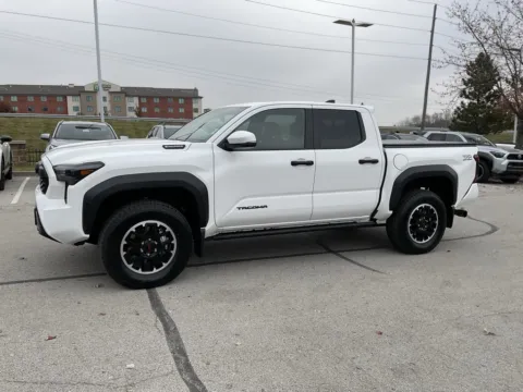 Another view of 2025 Toyota Tacoma Hybrid TRD Off Road for sale in Kansas City, MO at Jay Wolfe Toyota