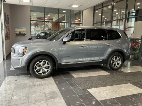 Another view of 2020 Kia Telluride EX for sale in Kansas City, MO at Jay Wolfe Toyota