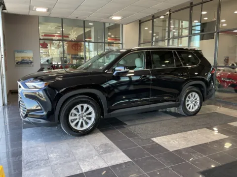 Another view of 2024 Toyota Grand Highlander XLE for sale in Kansas City, MO at Jay Wolfe Toyota