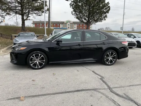 Another view of 2019 Toyota Camry SE for sale in Kansas City, MO at Jay Wolfe Toyota