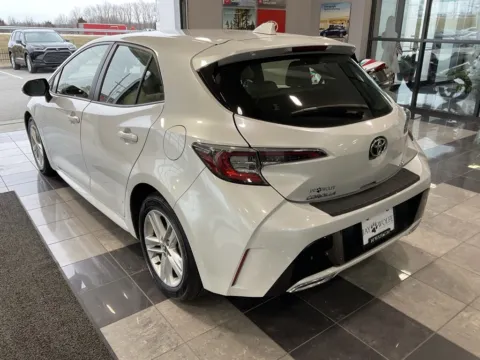 More photos of 2021 Toyota Corolla Hatchback SE at Jay Wolfe Toyota, MO