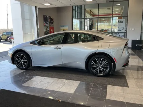 More photos of 2023 Toyota Prius XLE at Jay Wolfe Toyota, MO
