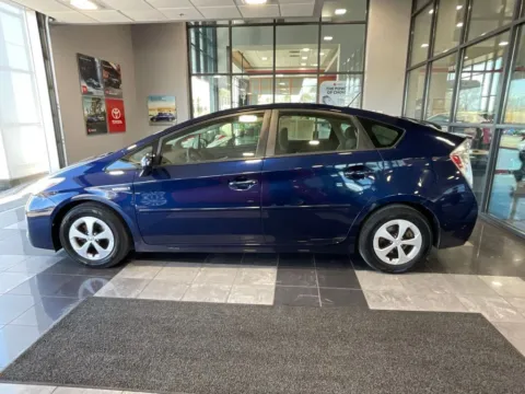 More photos of 2015 Toyota Prius Three at Jay Wolfe Toyota, MO