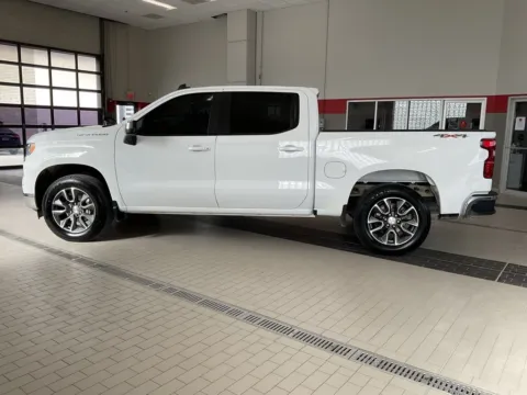 More photos of 2023 Chevrolet Silverado 1500 LT at Jay Wolfe Toyota, MO