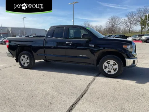 Black 2021 Toyota Tundra SR5 for sale in Kansas City, MO