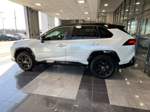 More photos of 2025 Toyota RAV4 Hybrid XSE at Jay Wolfe Toyota, MO