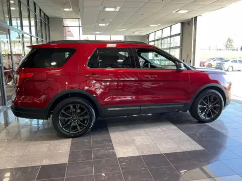 More photos of 2018 Ford Explorer XLT at Jay Wolfe Toyota, MO