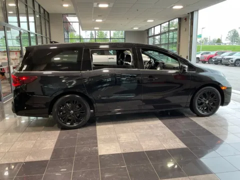 More photos of 2025 Honda Odyssey Sport-L at Jay Wolfe Toyota, MO